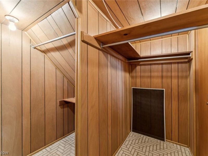 15719 Montrose Avenue, Cleveland, OH 44111 Photo 29