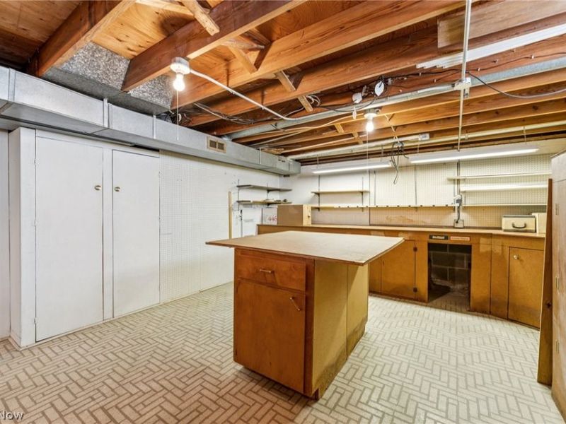 15719 Montrose Avenue, Cleveland, OH 44111 Photo 30