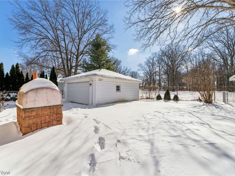 15719 Montrose Avenue, Cleveland, OH 44111 Photo 35