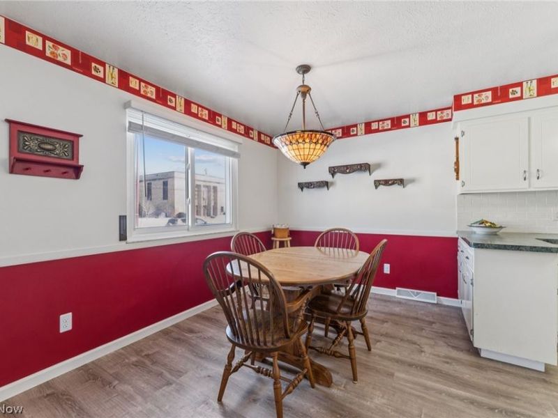 15719 Montrose Avenue, Cleveland, OH 44111 Photo 6