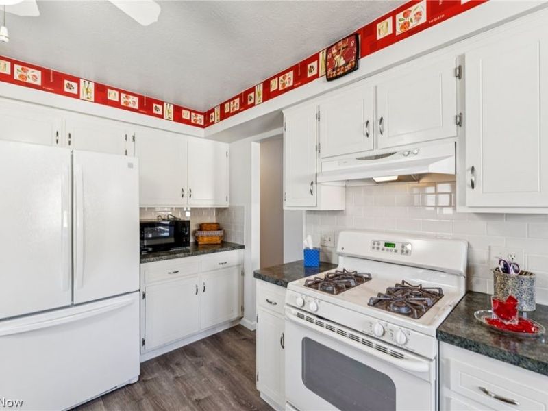 15719 Montrose Avenue, Cleveland, OH 44111 Photo 8