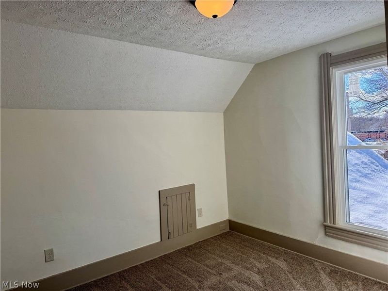 779 Huron Street, Grafton, OH 44044 Photo 13