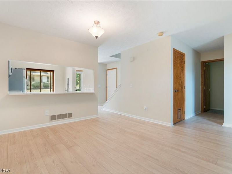 4987 Searls Drive NW, North Canton, OH 44720 Photo 8