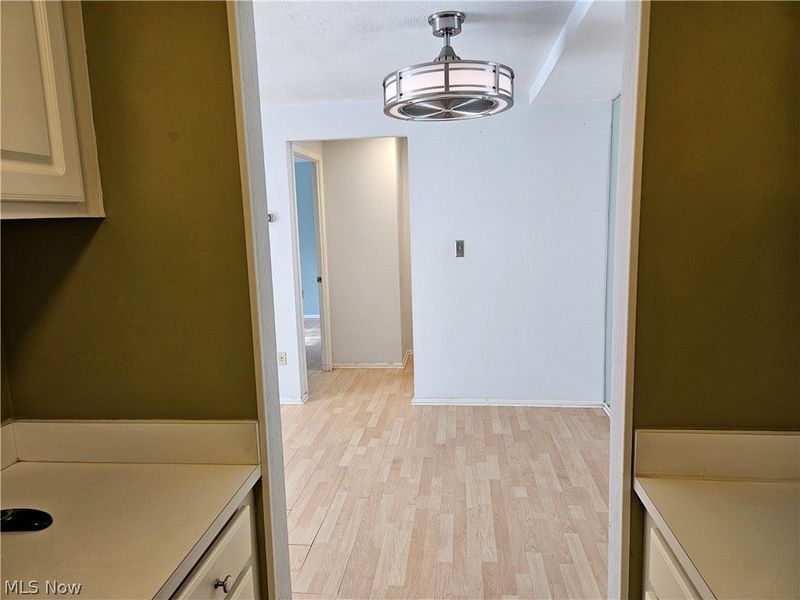 5011 Nob Hill Drive, Unit 11C, Chagrin Falls, OH 44022 Photo 8