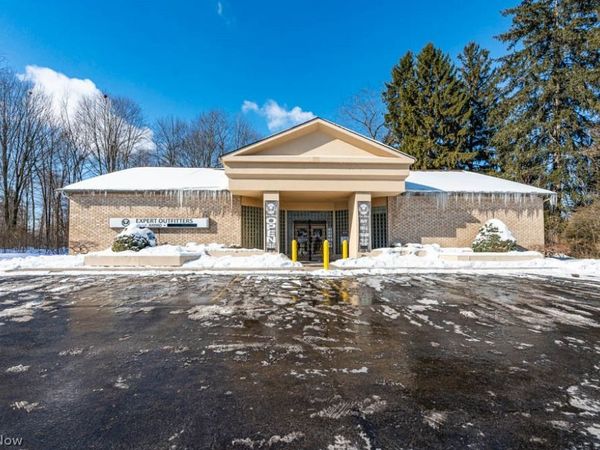 9074 Market Street, North Lima, OH 44452