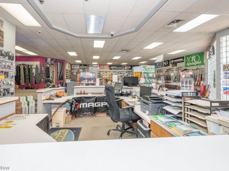 9074 Market, North Lima, OH 44452 Photo 12