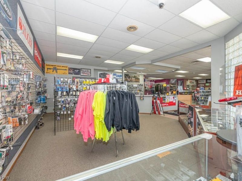 9074 Market, North Lima, OH 44452 Photo 5