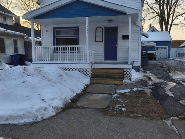 5738 Portage Avenue, Cleveland, OH 44127