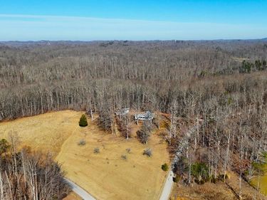 105 Stewart Fork Road, Irvine, KY 40336