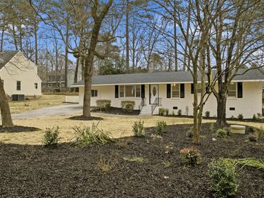 208 Lynnwood Estates Drive, Knightdale, NC 27545
