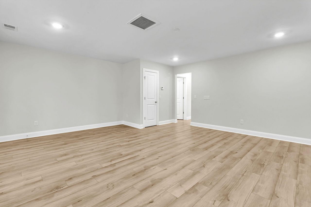 1226 Tice Lane Photo 25