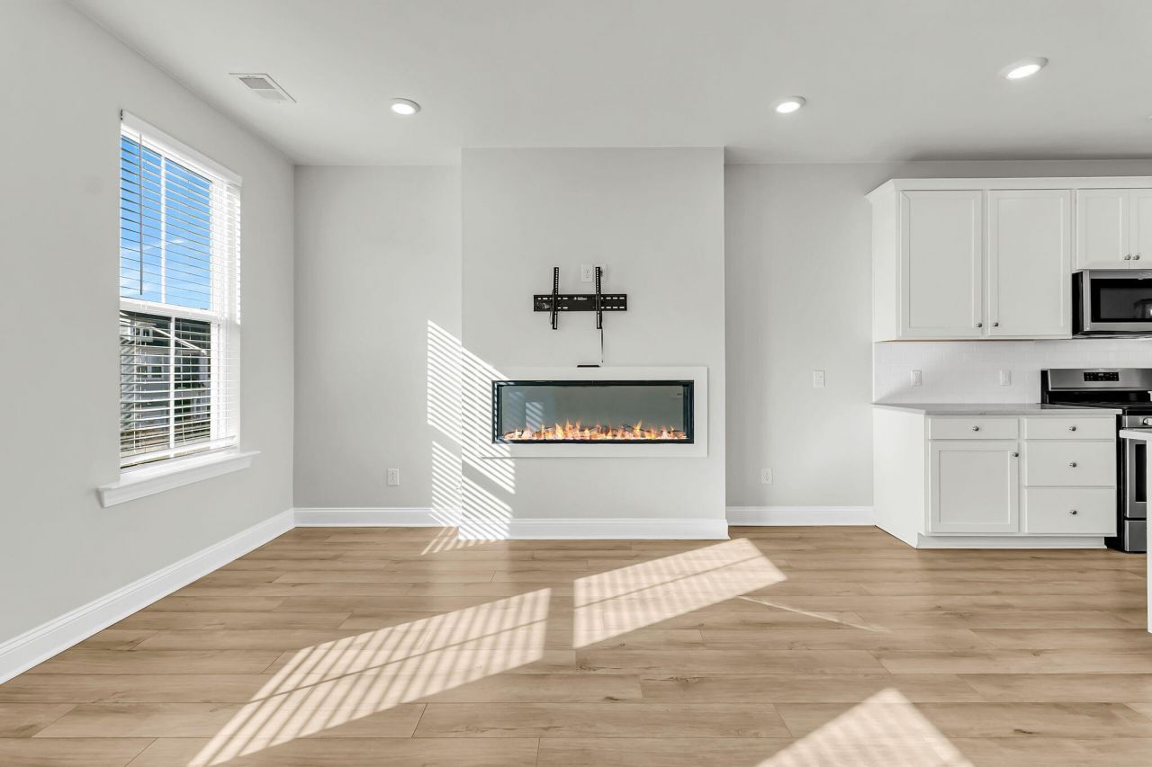 1226 Tice Lane Photo 7