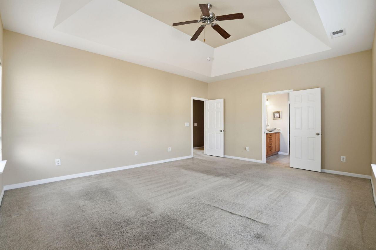 9672 Pebble Creek Boulevard Photo 26