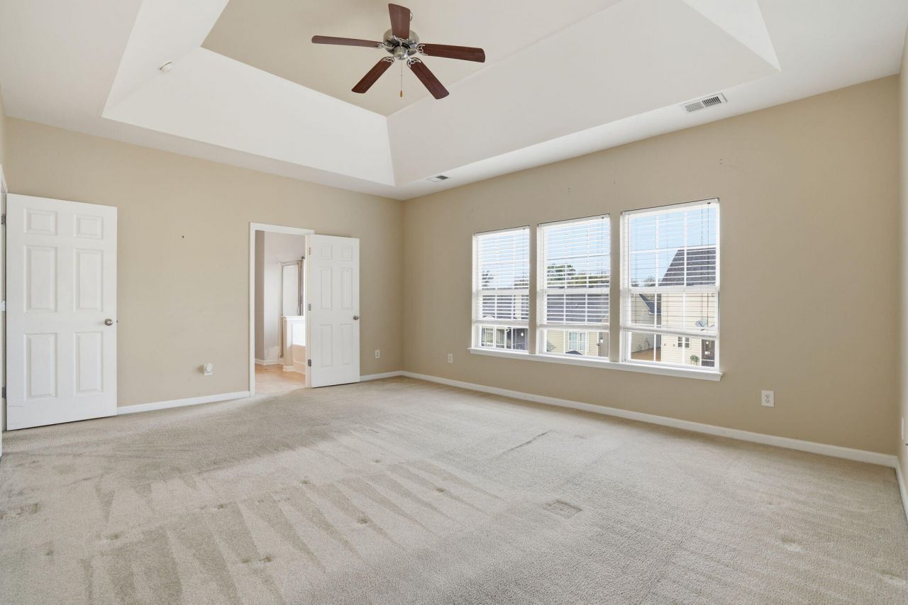 9672 Pebble Creek Boulevard Photo 27