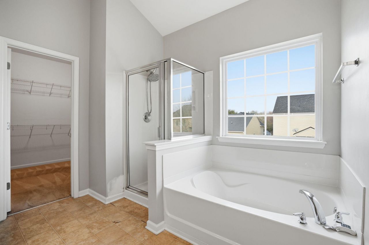 9672 Pebble Creek Boulevard Photo 30