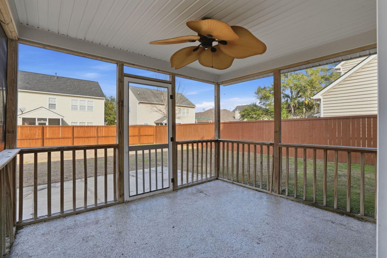 9672 Pebble Creek Boulevard Photo 41