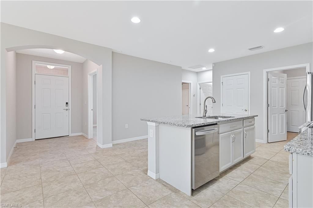 4365 Dutchess Park Rd, Fort Myers, FL 33916 Photo