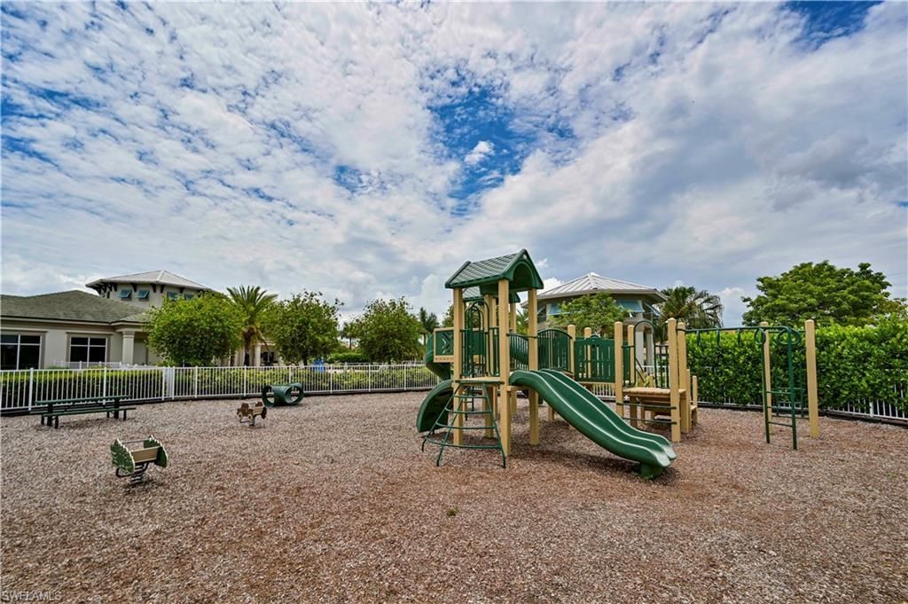 4365 Dutchess Park Rd, Fort Myers, FL 33916 Photo