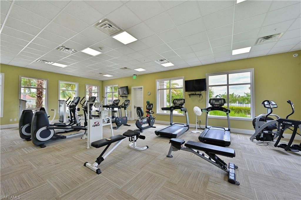 4365 Dutchess Park Rd, Fort Myers, FL 33916 Photo