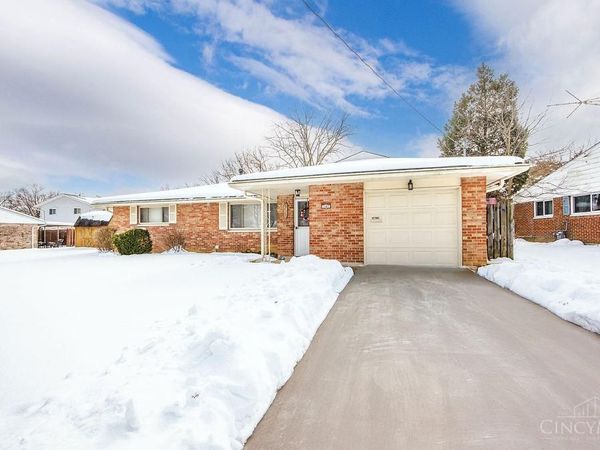 147 N Ruskin Drive, Springdale, OH 45246