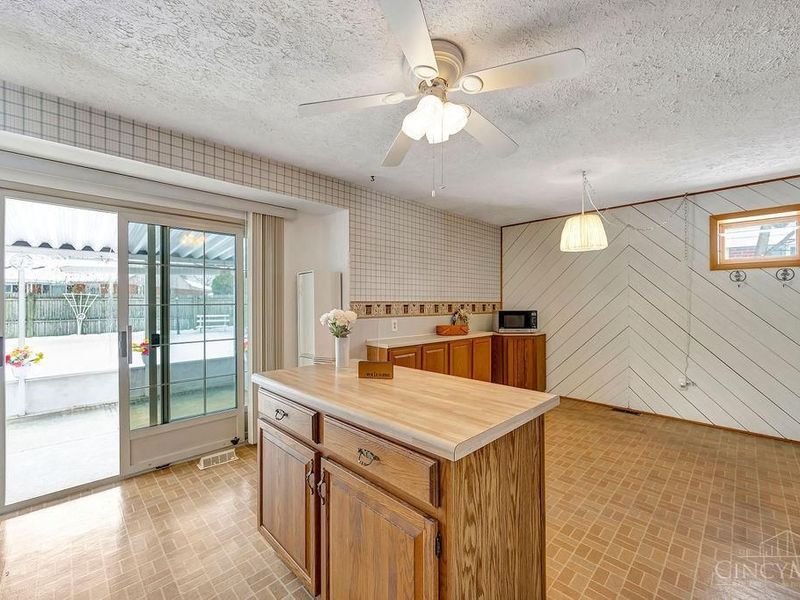 147 N Ruskin Drive, Springdale, OH 45246 Photo 16