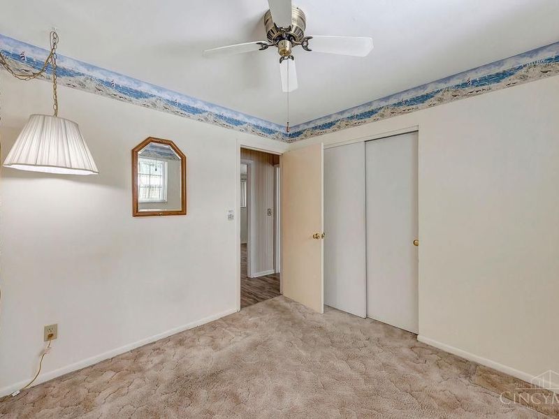 147 N Ruskin Drive, Springdale, OH 45246 Photo 22