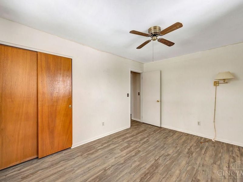 147 N Ruskin Drive, Springdale, OH 45246 Photo 26