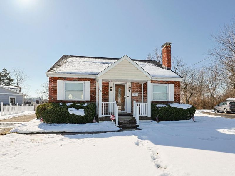 103 W Crest Drive, Reading, OH 45215 Photo 1