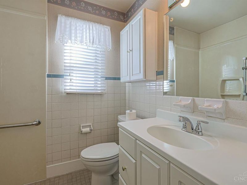 103 W Crest Drive, Reading, OH 45215 Photo 31