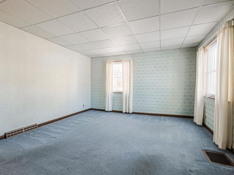 103 W Crest Drive, Reading, OH 45215 Photo 4