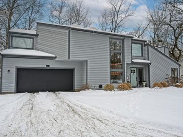 2 Stoney Creek Lane, Terrace Park, OH 45174