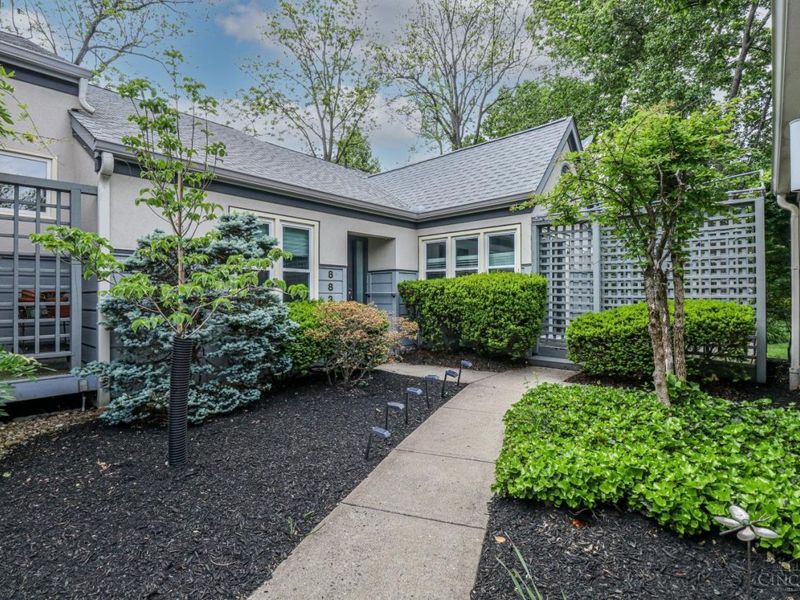 8837 Montgomery Road, Sycamore Township, OH 45236 Photo 1