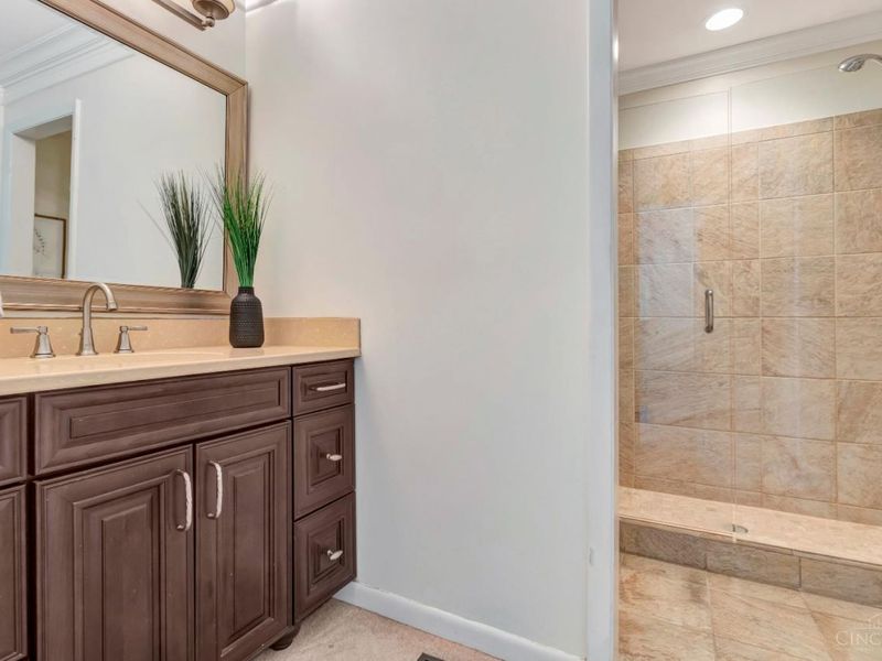 8837 Montgomery Road, Sycamore Township, OH 45236 Photo 16