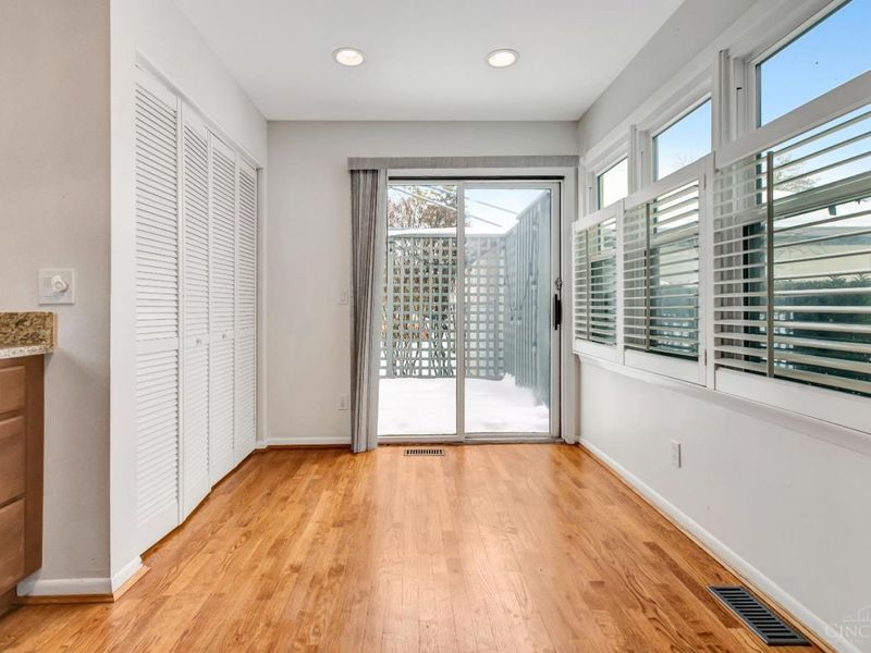 8837 Montgomery Road, Sycamore Township, OH 45236 Photo 22