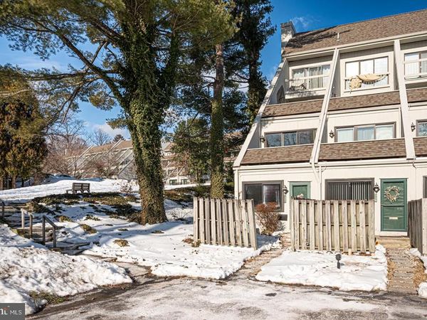 533 SUMMIT HOUSE, Unit 533, WEST CHESTER, PA 19382