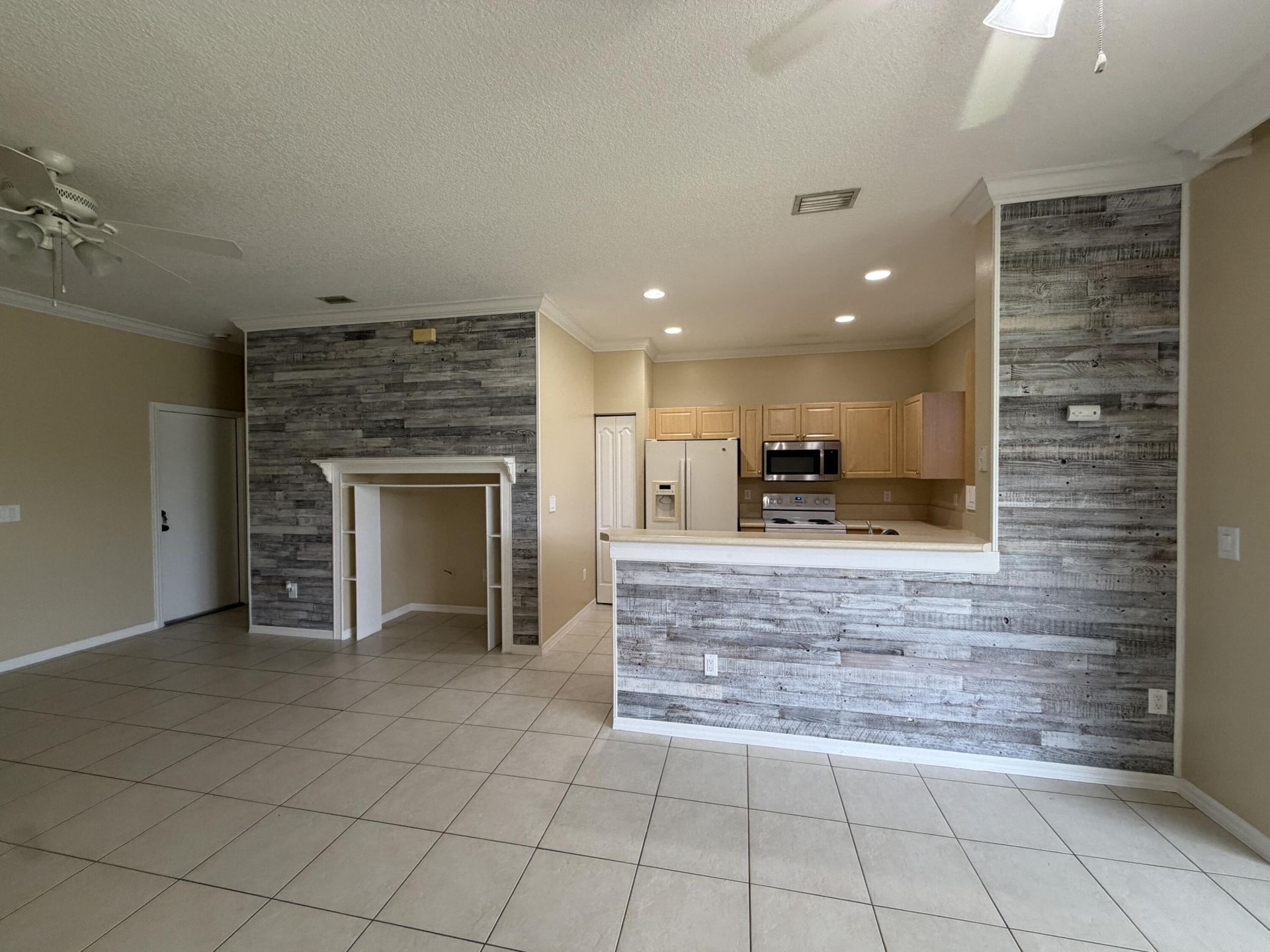 274 River Bluff Lane, Royal Palm Beach, FL 33411 Photo