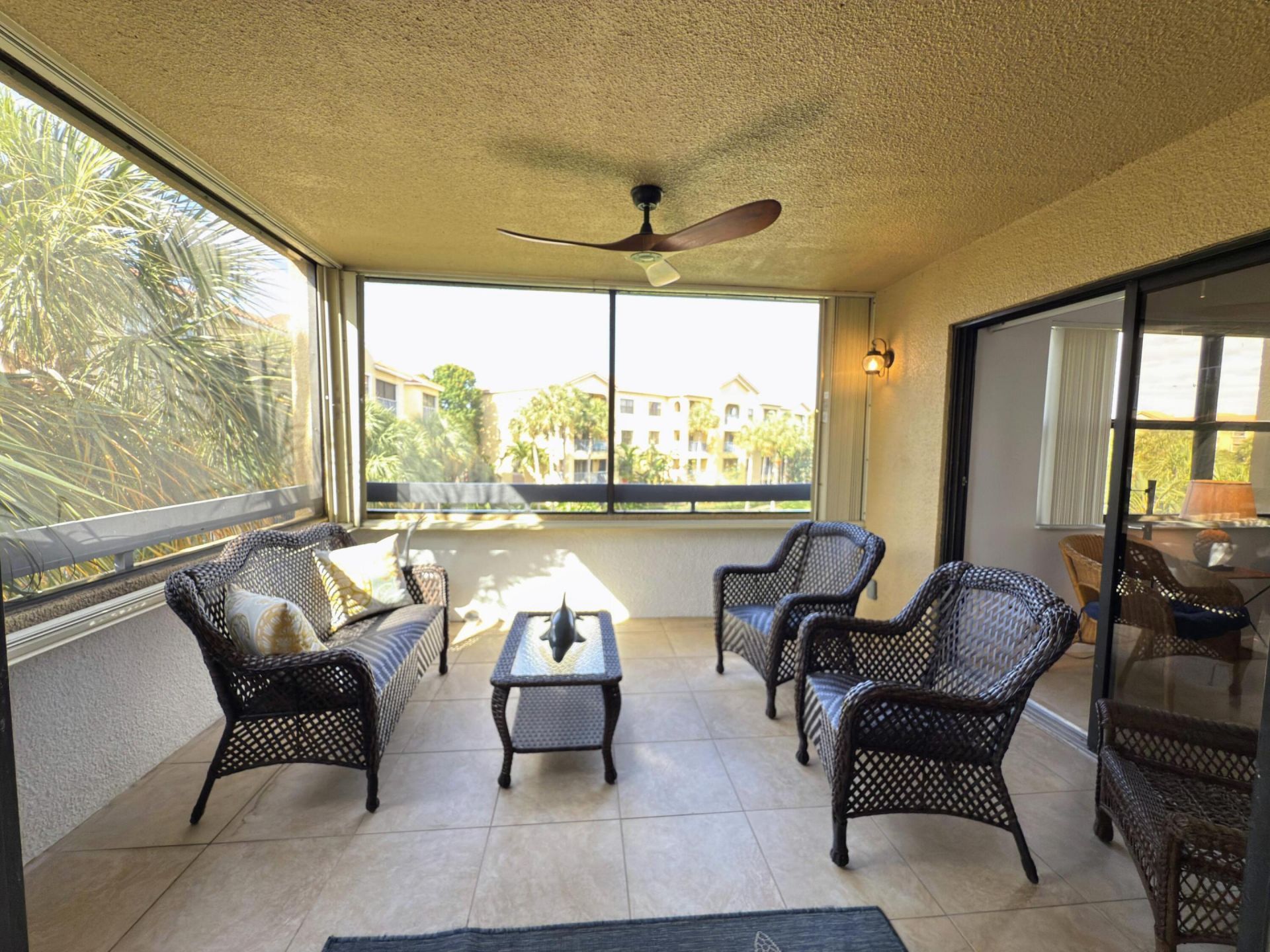 700 Uno Lago Drive, Unit 305, Juno Beach, FL 33408 Photo