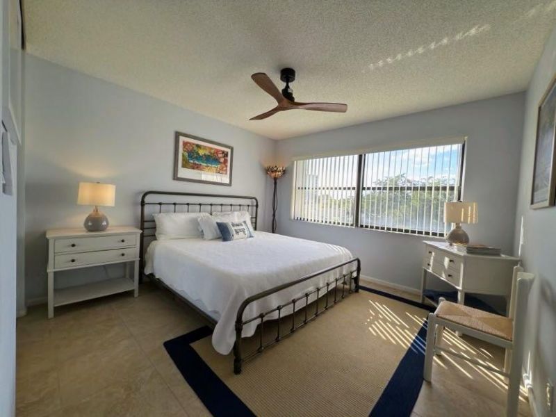 700 Uno Lago Drive, Unit 305, Juno Beach, FL 33408 Photo