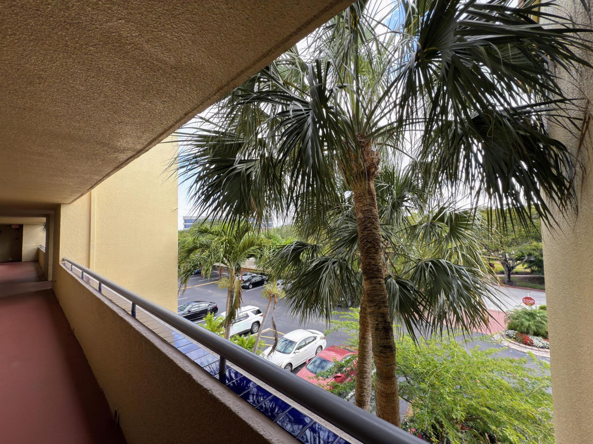 700 Uno Lago Drive, Unit 305, Juno Beach, FL 33408 Photo