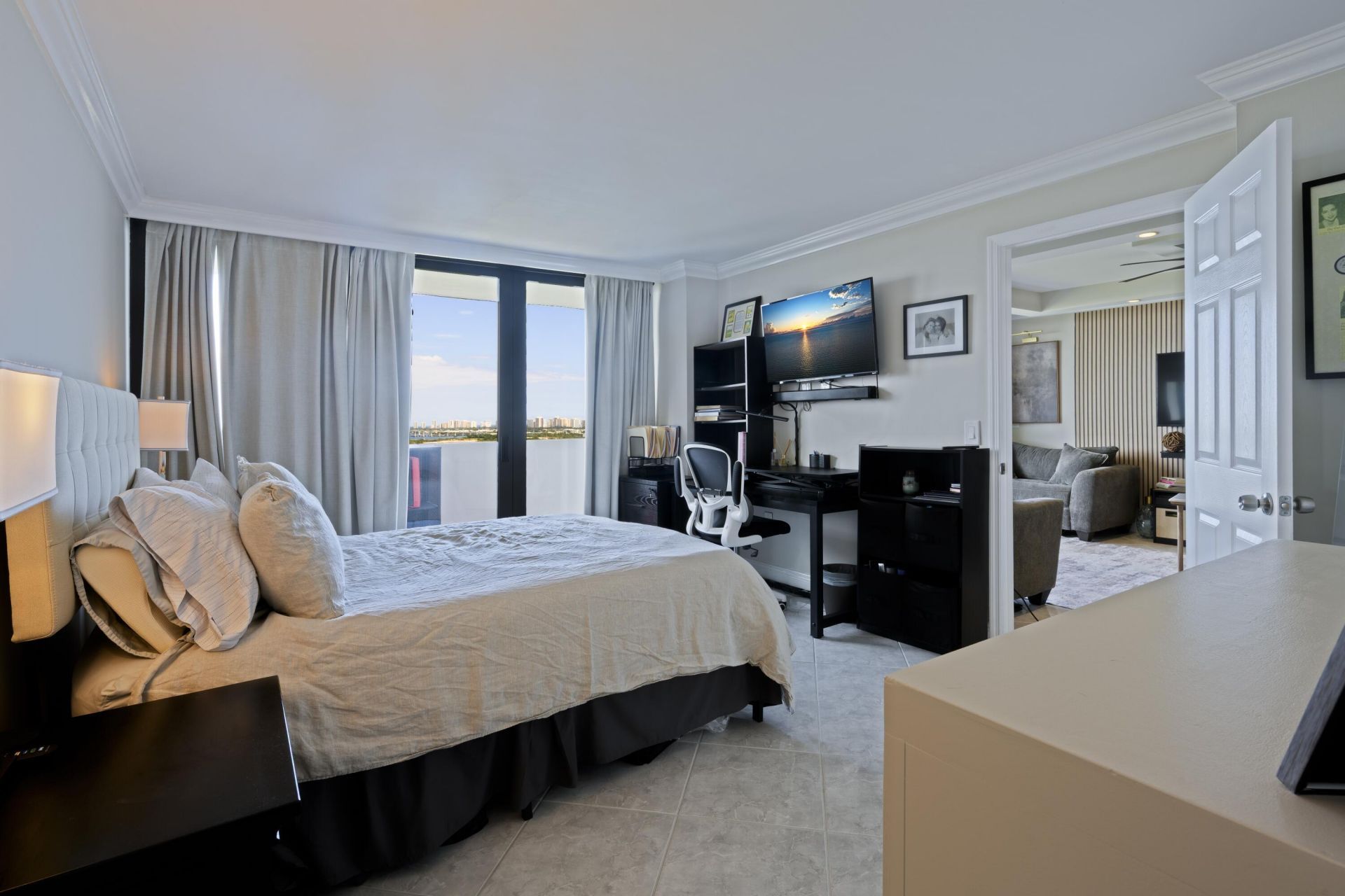 5600 N Flagler Drive, Unit 1906, West Palm Beach, FL 33407 Photo