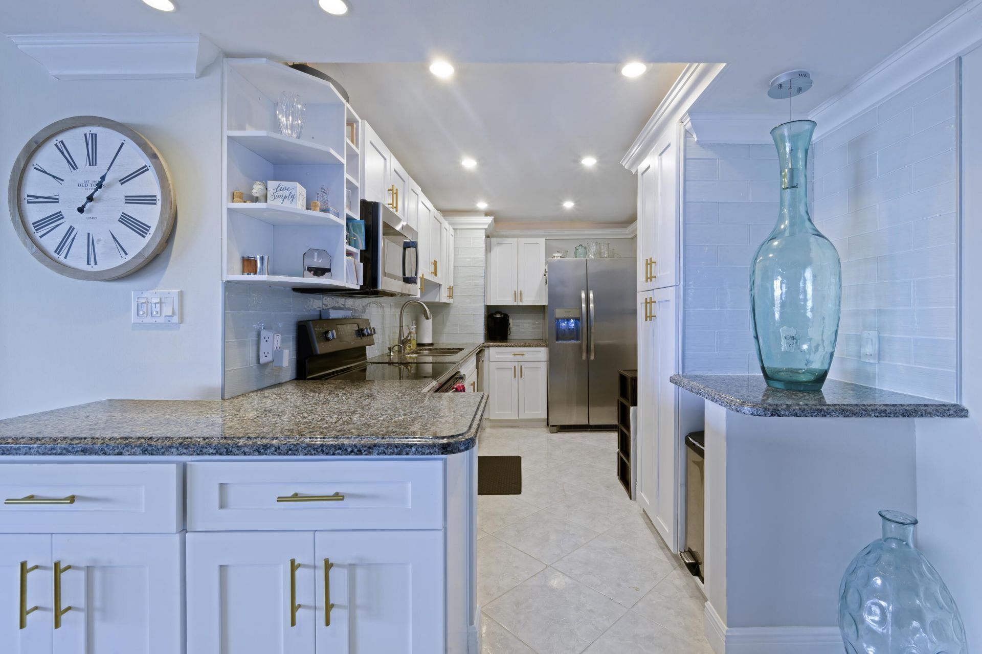 5600 N Flagler Drive, Unit 1906, West Palm Beach, FL 33407 Photo