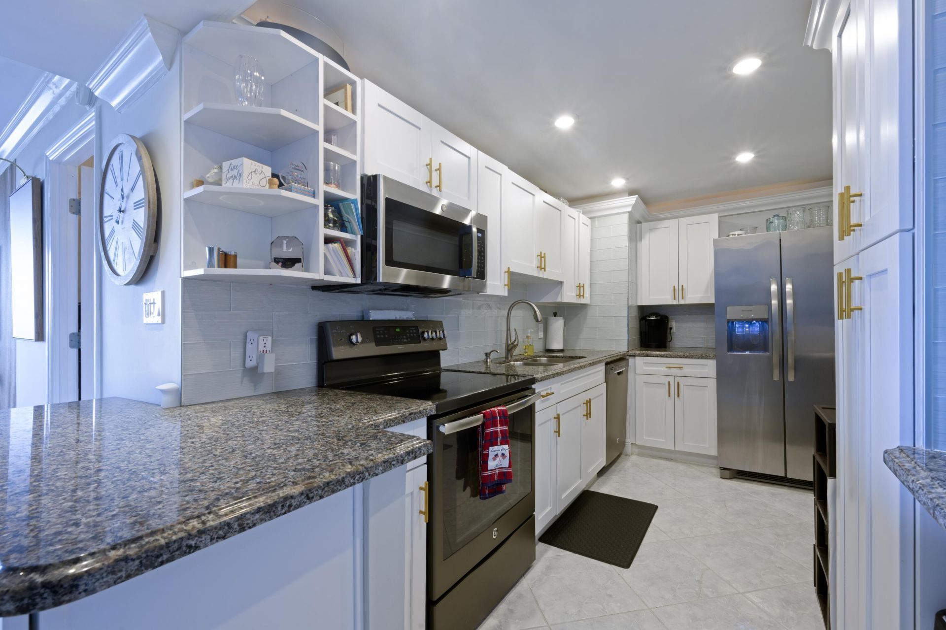 5600 N Flagler Drive, Unit 1906, West Palm Beach, FL 33407 Photo