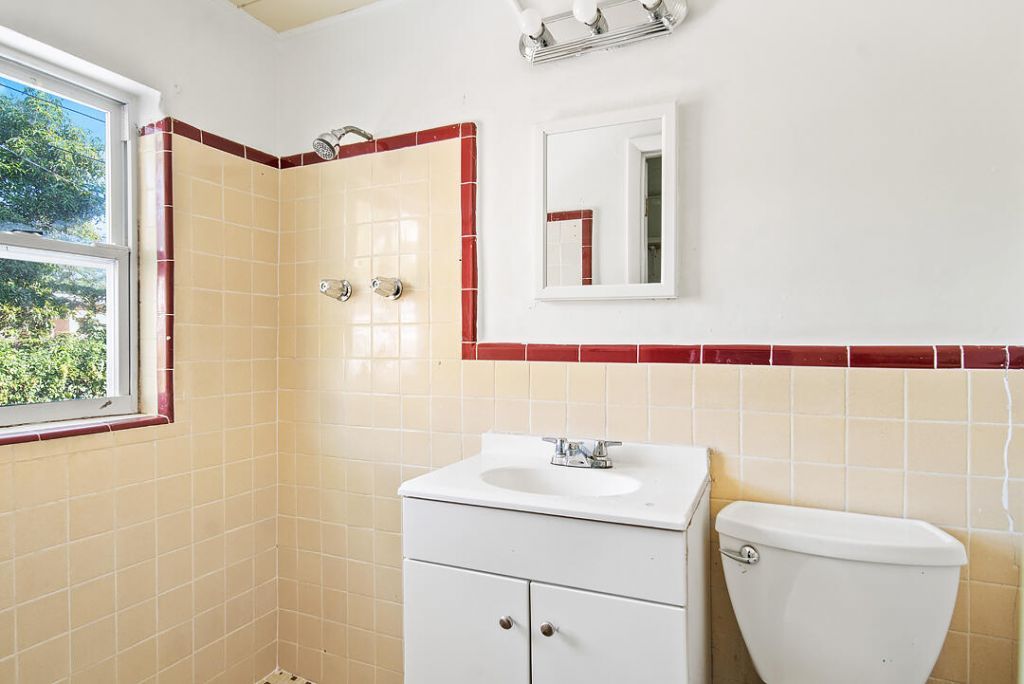 5208 Spruce Avenue, Unit A, West Palm Beach, FL 33407 Photo