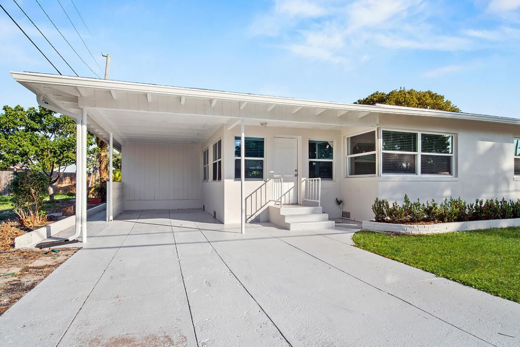 5208 Spruce Avenue, Unit A, West Palm Beach, FL 33407 Photo