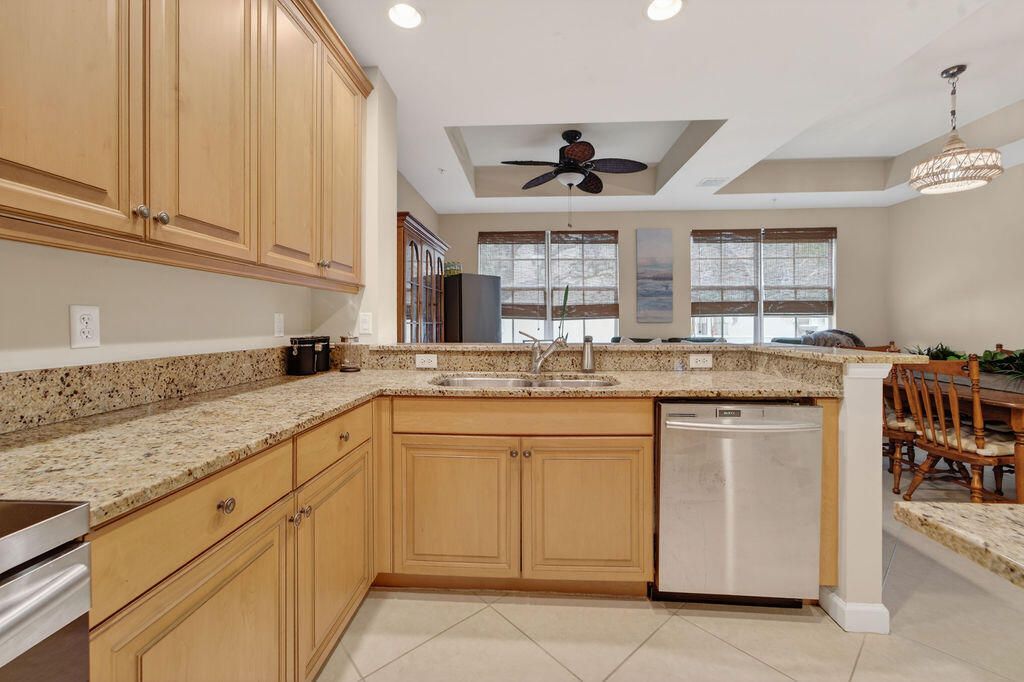 11860 Valencia Gardens Avenue, Palm Beach Gardens, FL 33410 Photo