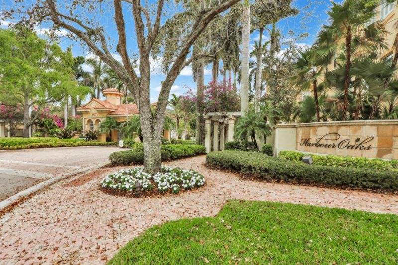 11860 Valencia Gardens Avenue, Palm Beach Gardens, FL 33410 Photo