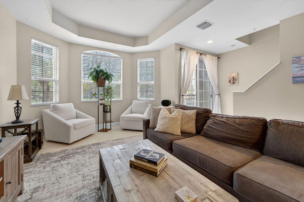 11860 Valencia Gardens Avenue, Palm Beach Gardens, FL 33410 Photo