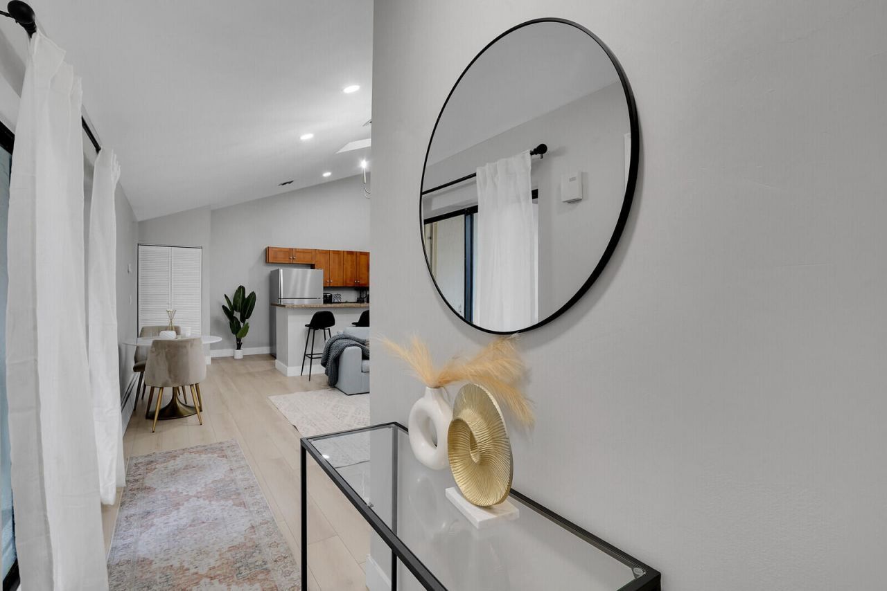 1251 NW Periwinkle Place, Wellington, FL 33414 Photo