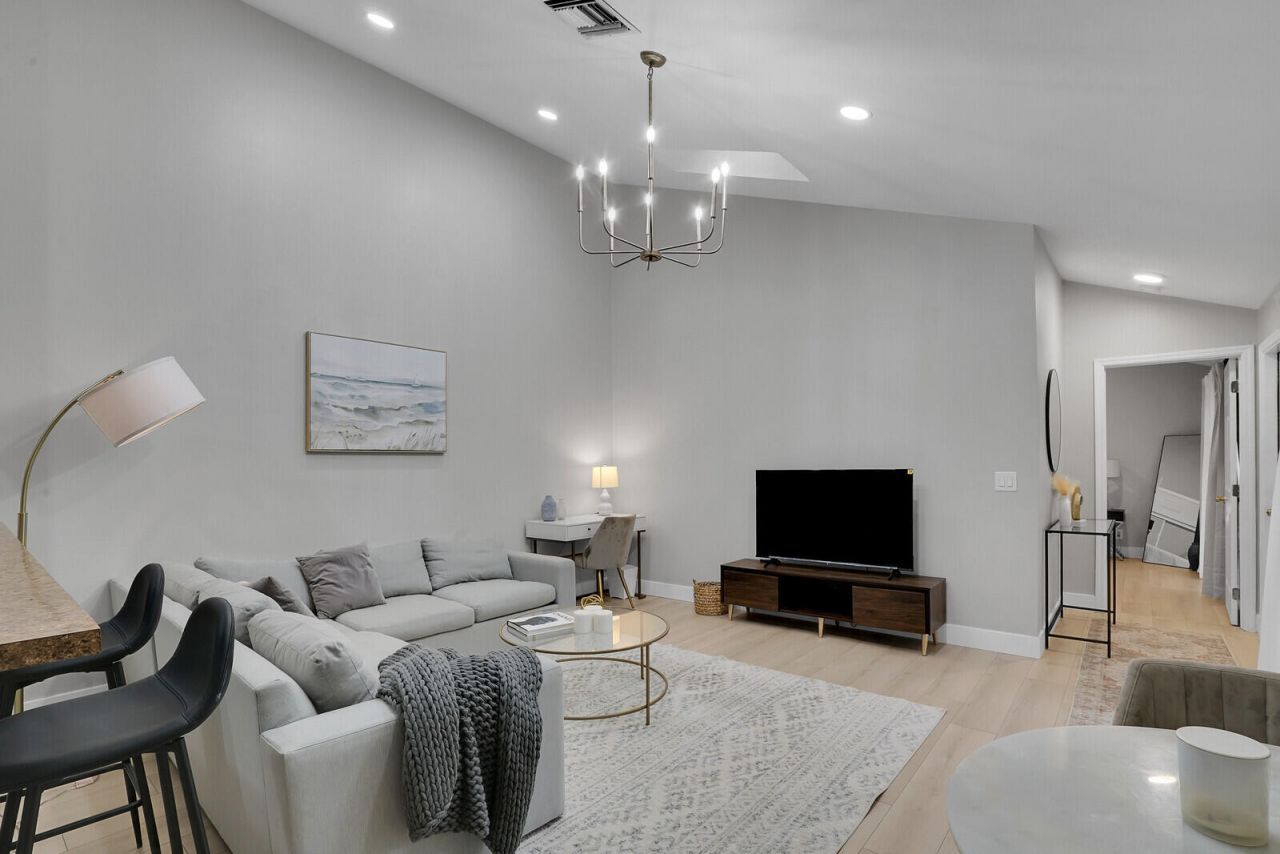 1251 NW Periwinkle Place, Wellington, FL 33414 Photo