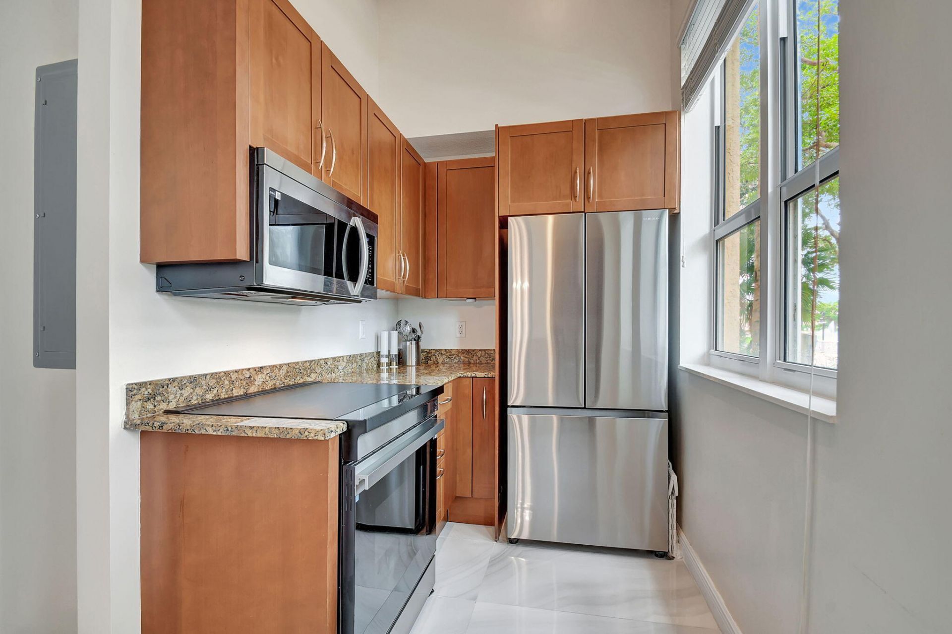 350 N Federal Highway, Unit 103, Boynton Beach, FL 33435 Photo